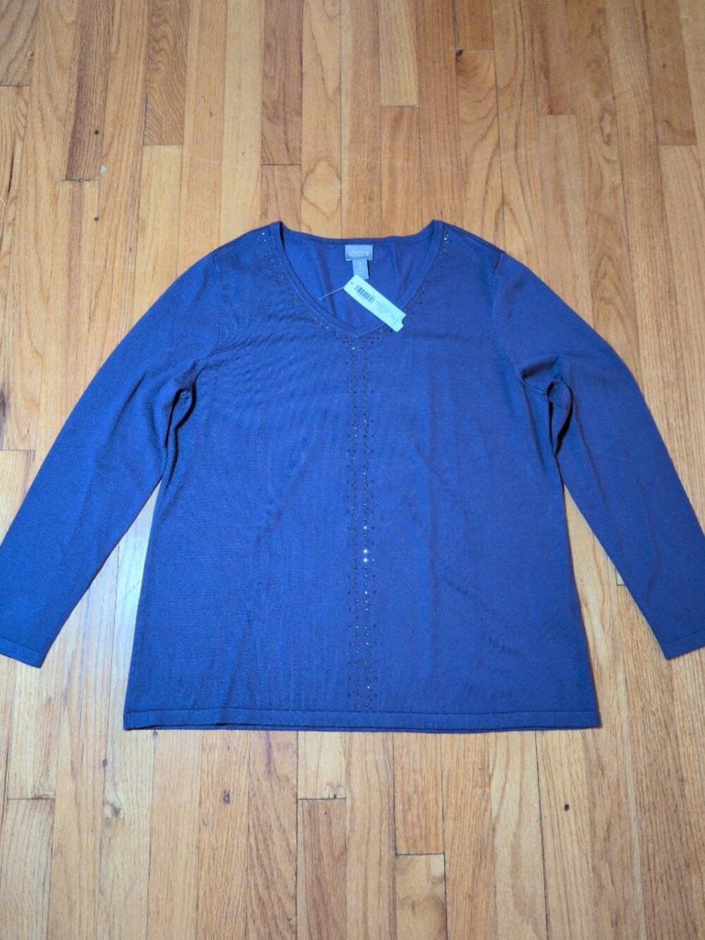 Chico's women's V-neck Long Sleeve Embellished Sweater size 2 XL